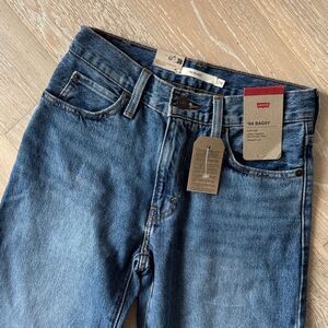NWT Levi's '94 Baggy Jeans Mid Rise Straight Leg Medium Wash 31" Sz24